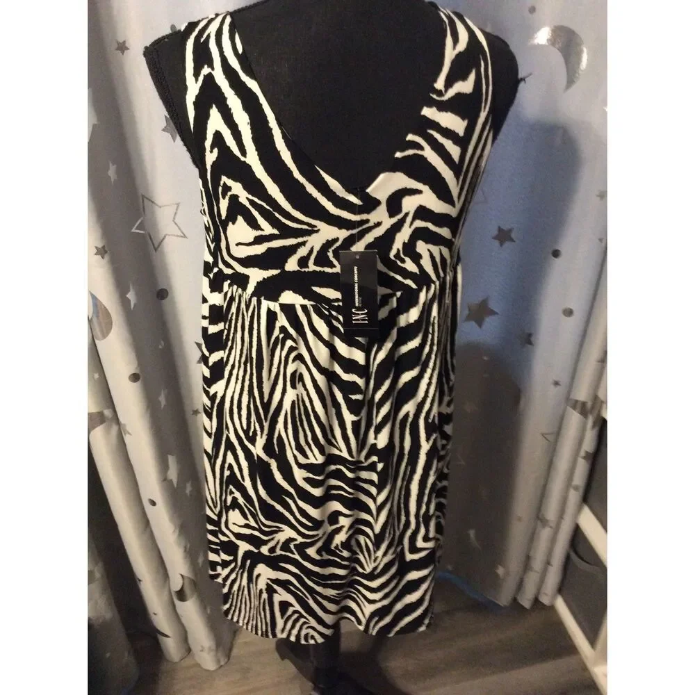 New NWT Inc International V Neck Sleeveless Zebra Print Dress Sized Medium M